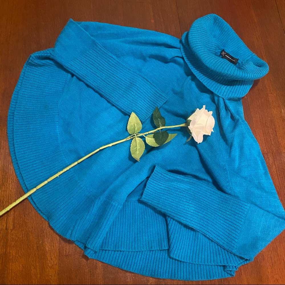 INC International concepts blue sweatshirt with turtleneck size S